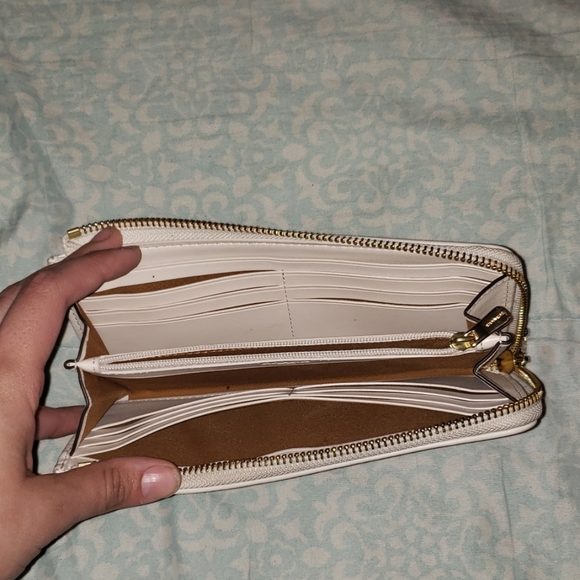 Coach Wallet - Picture 2 of 7